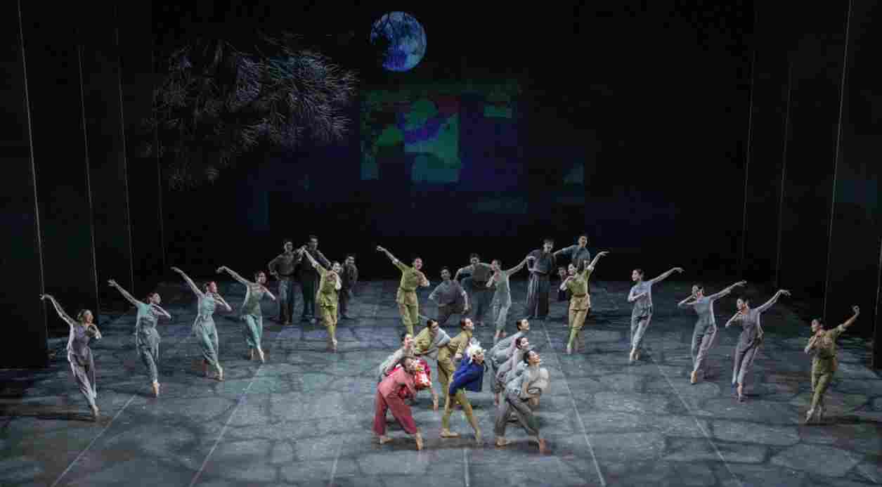 礼赞青春信仰,再绽经典芬芳——《百合花》亮相全国舞蹈展演 礼赞青春信仰,再绽经典芬芳——《百合花》亮相全国舞蹈展演
