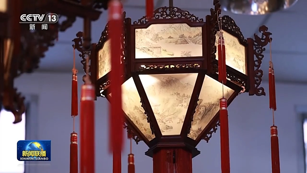 文化中国行丨一盏花灯万千工 非遗传承指尖融